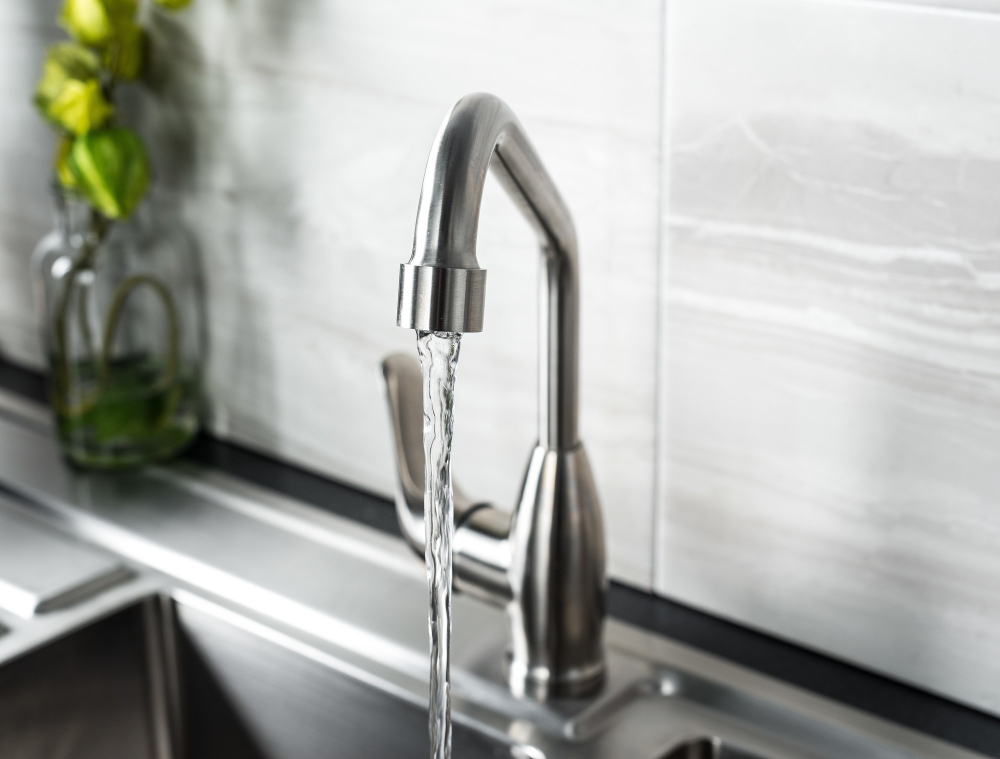 Steel Faucet | Leto Plumbing & Heating, Inc.